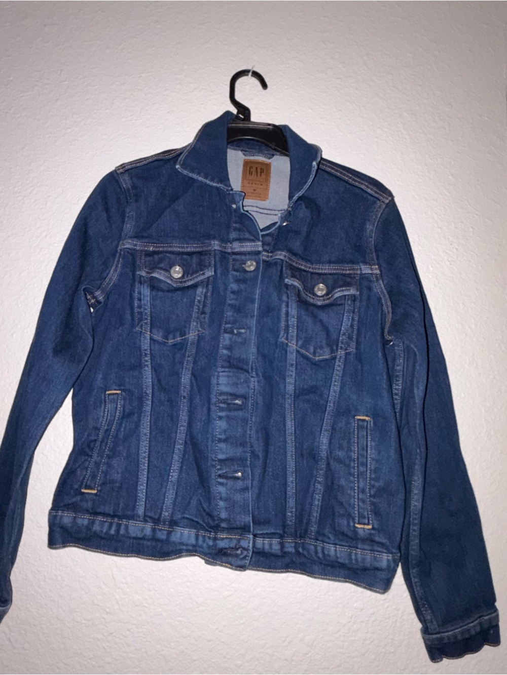 GAP “1969” Indigo wash classic denim Trucker jacket